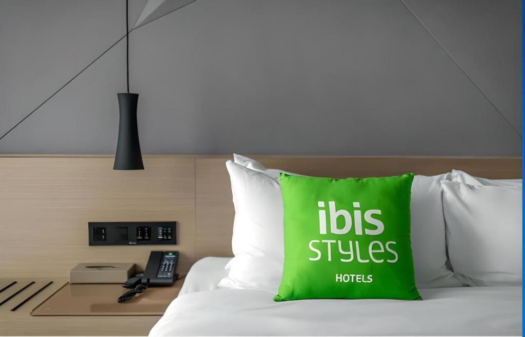 Ibis Styles Yangzhou Baixiang Rd Hotel Exterior foto