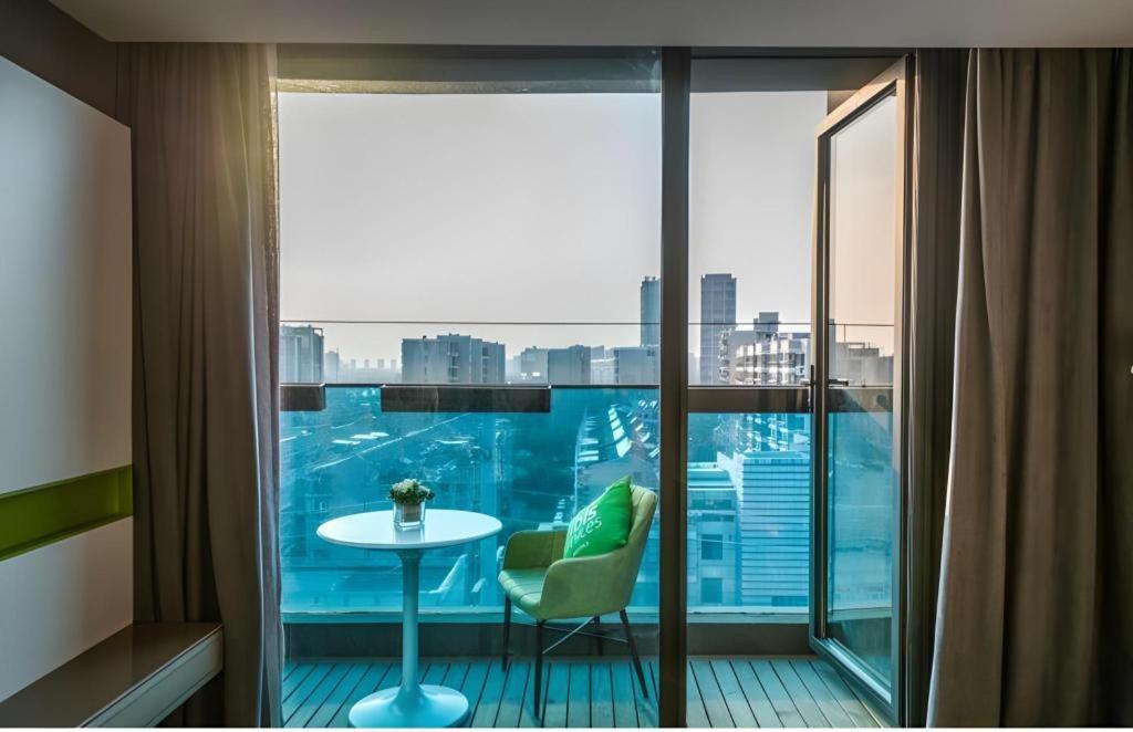 Ibis Styles Yangzhou Baixiang Rd Hotel Exterior foto